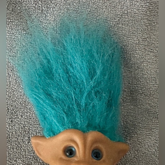 Vintage Ace Novelty Co. Inc. Treasure Troll with Wishstone - Picture 4 of 9